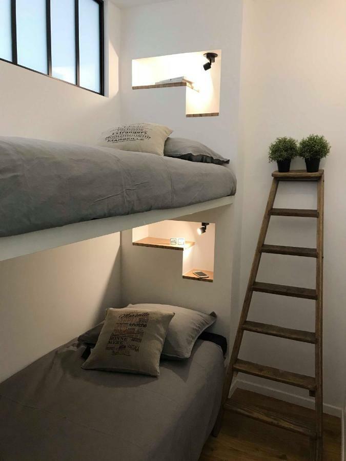 Le Penequet : L'Appartement Du Vieux Port ☺ Марсель Екстер'єр фото